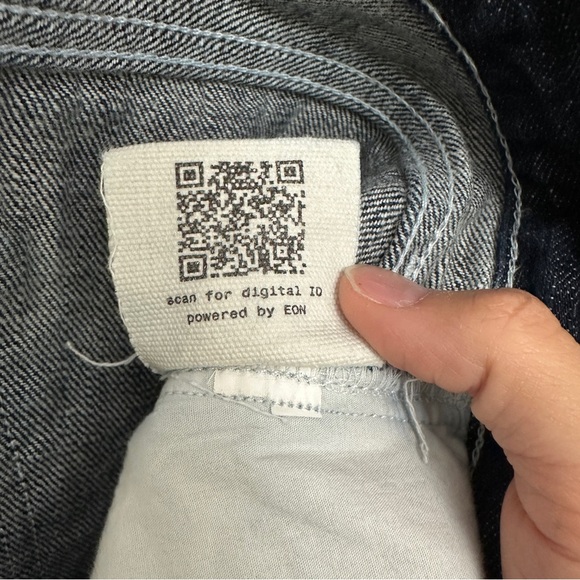 NON relaxed jean _ raw indigo w/ contrast SIZE 31 - Picture 2 of 6